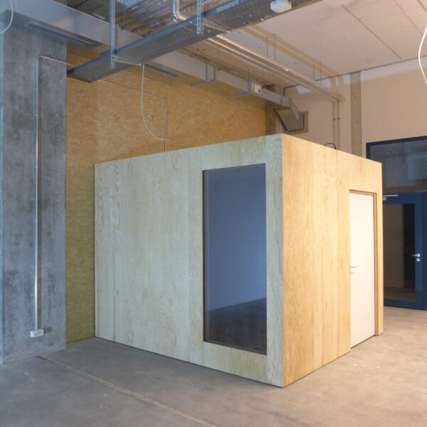 D87C169D-029A-4A83-997B-164214601676